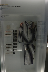 Prisoner uniform 